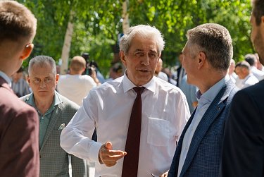 Оренбургский газоперерабатывающий завод отмечает полувековой юбилей